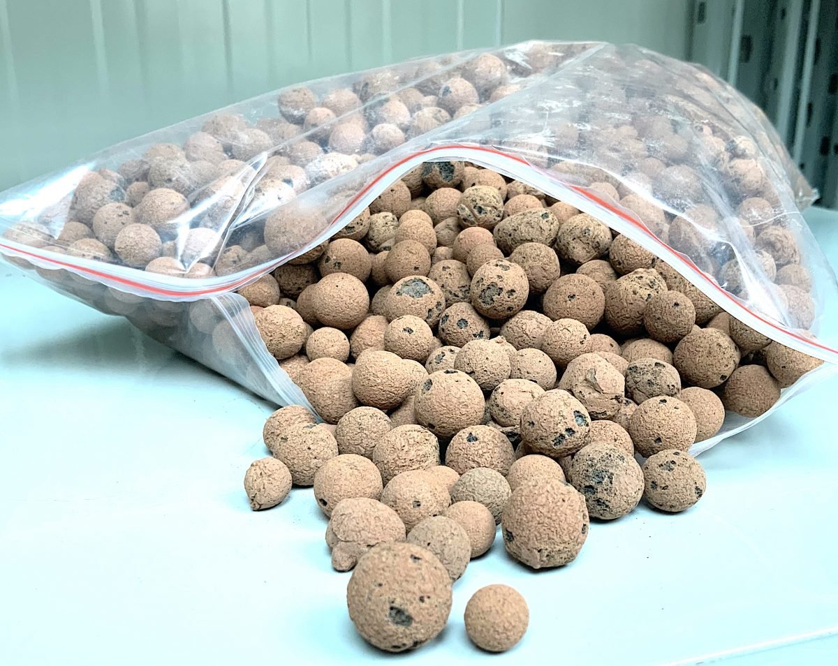 Hydro Stones "Clay stones to maintain soil moisture" 40L - Greensouq - 